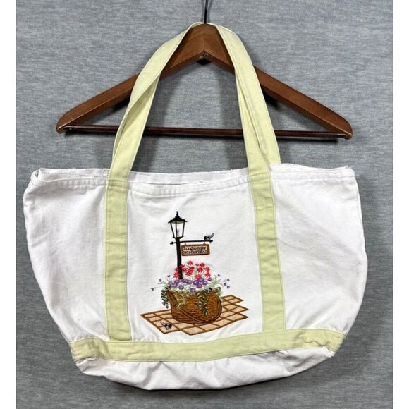 Langaberger Homestead Embroidered Canvas Tote Bag With Floral Lamp Post Design - Picture 1 of 6